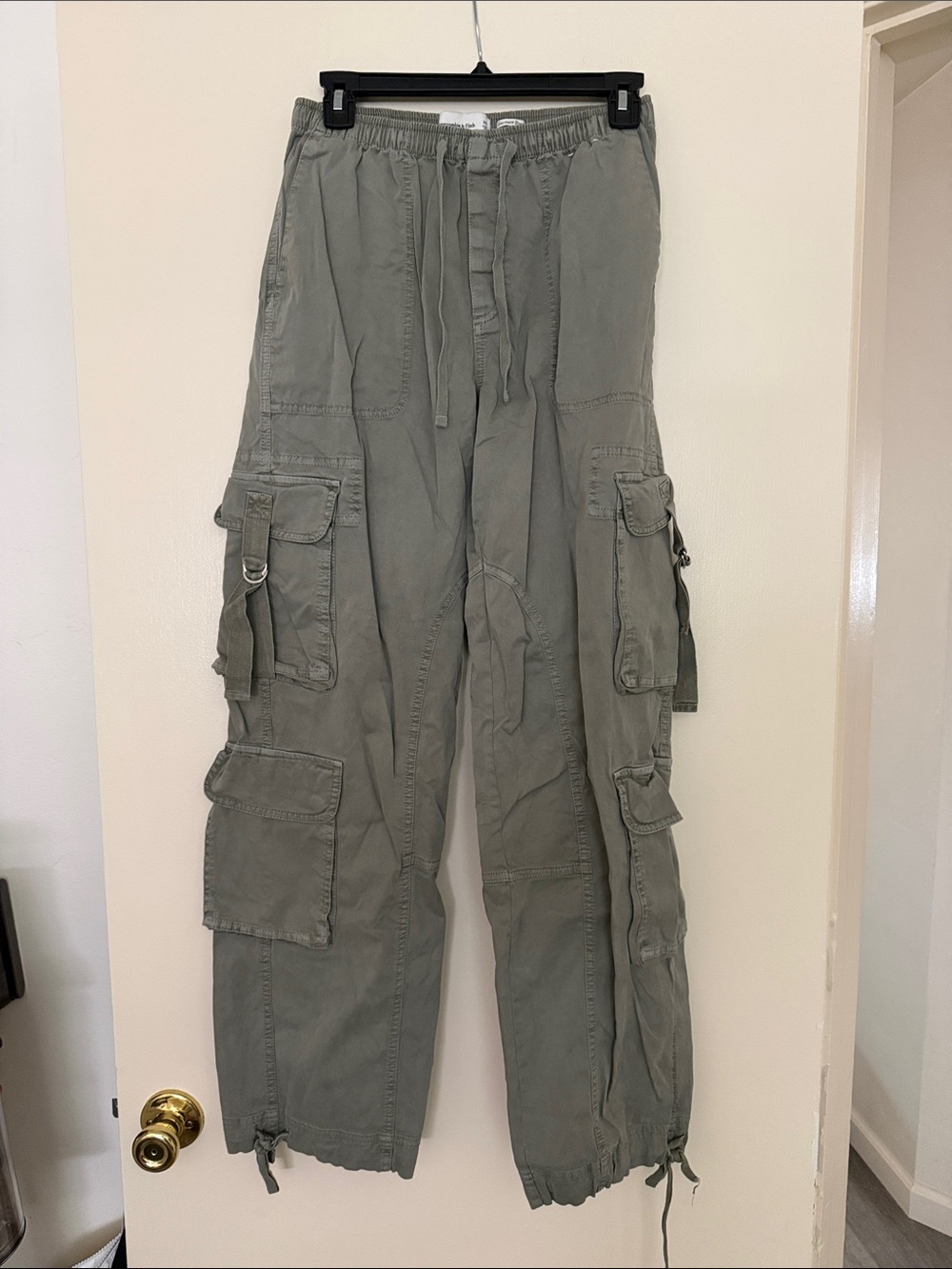 Abercrombie & Fitch Light Olive Drawstring Cargo Pants